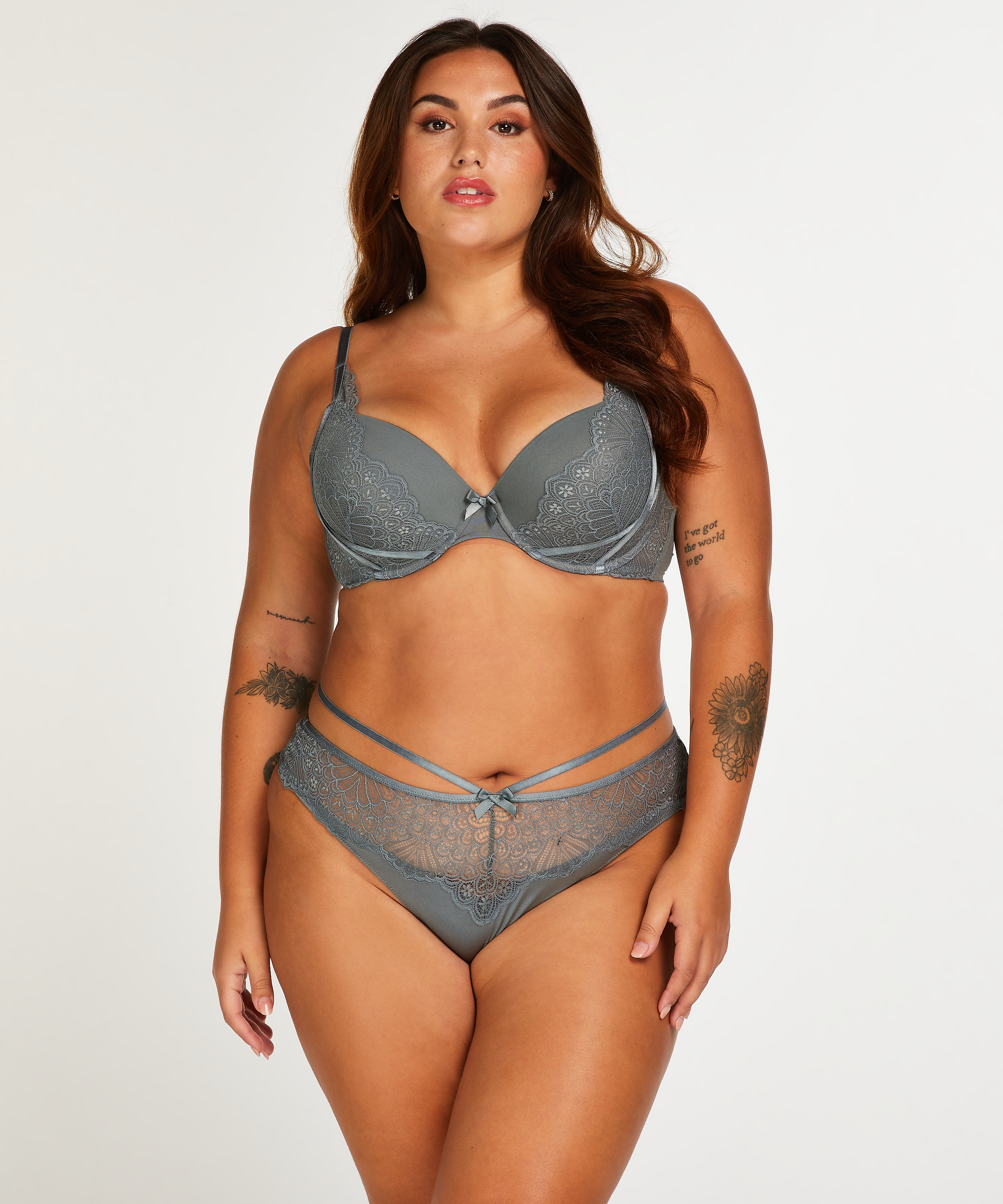 Naomi brasiliansk trusse, bl&aring;, main