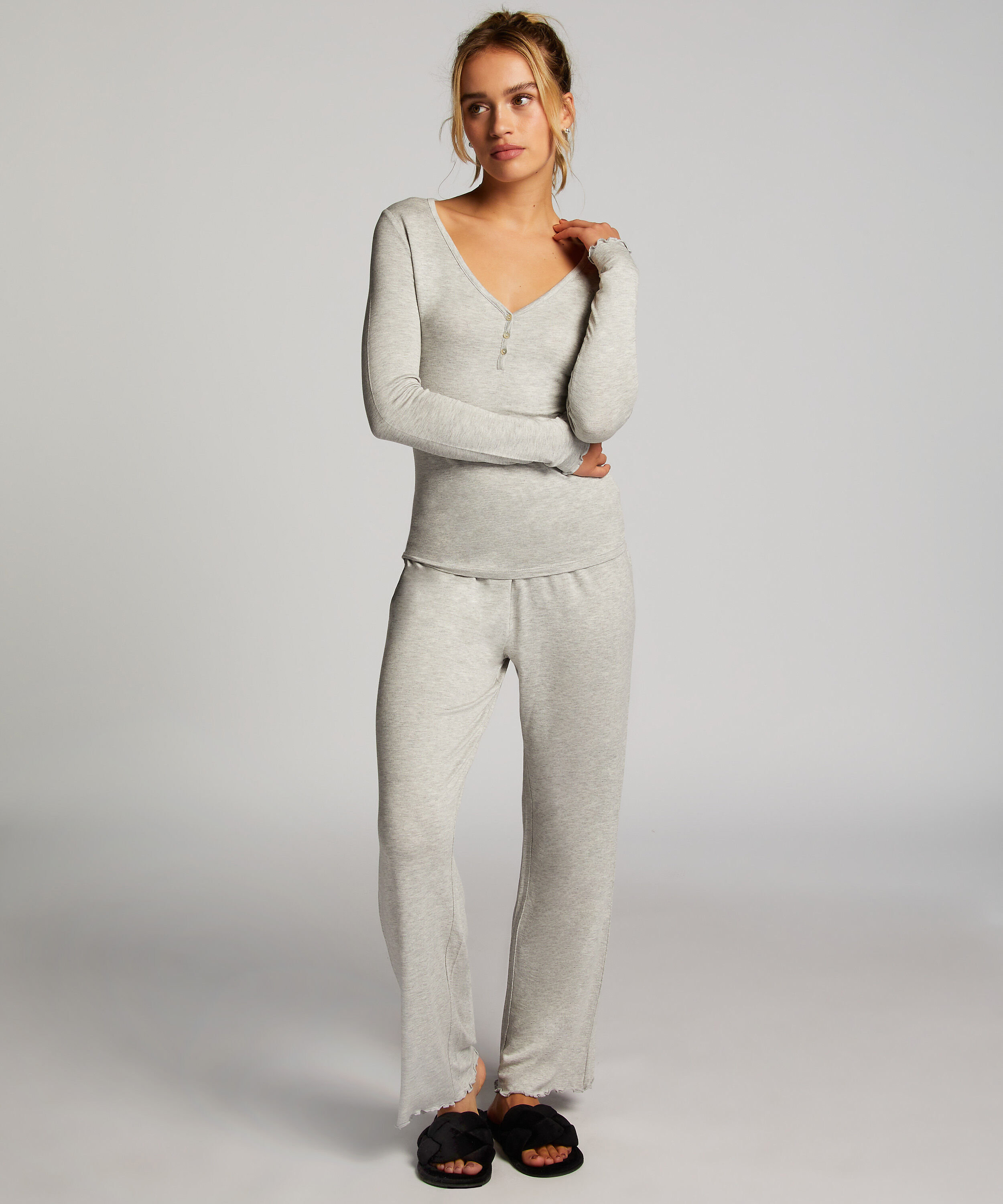 Pyjamassæt, Grå