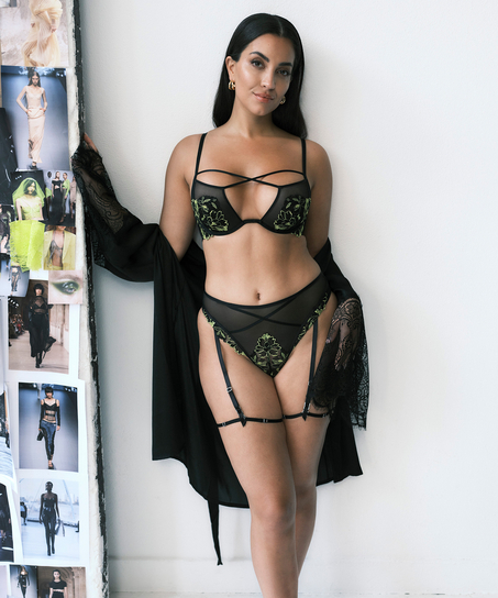 G-streng Feyre, sort