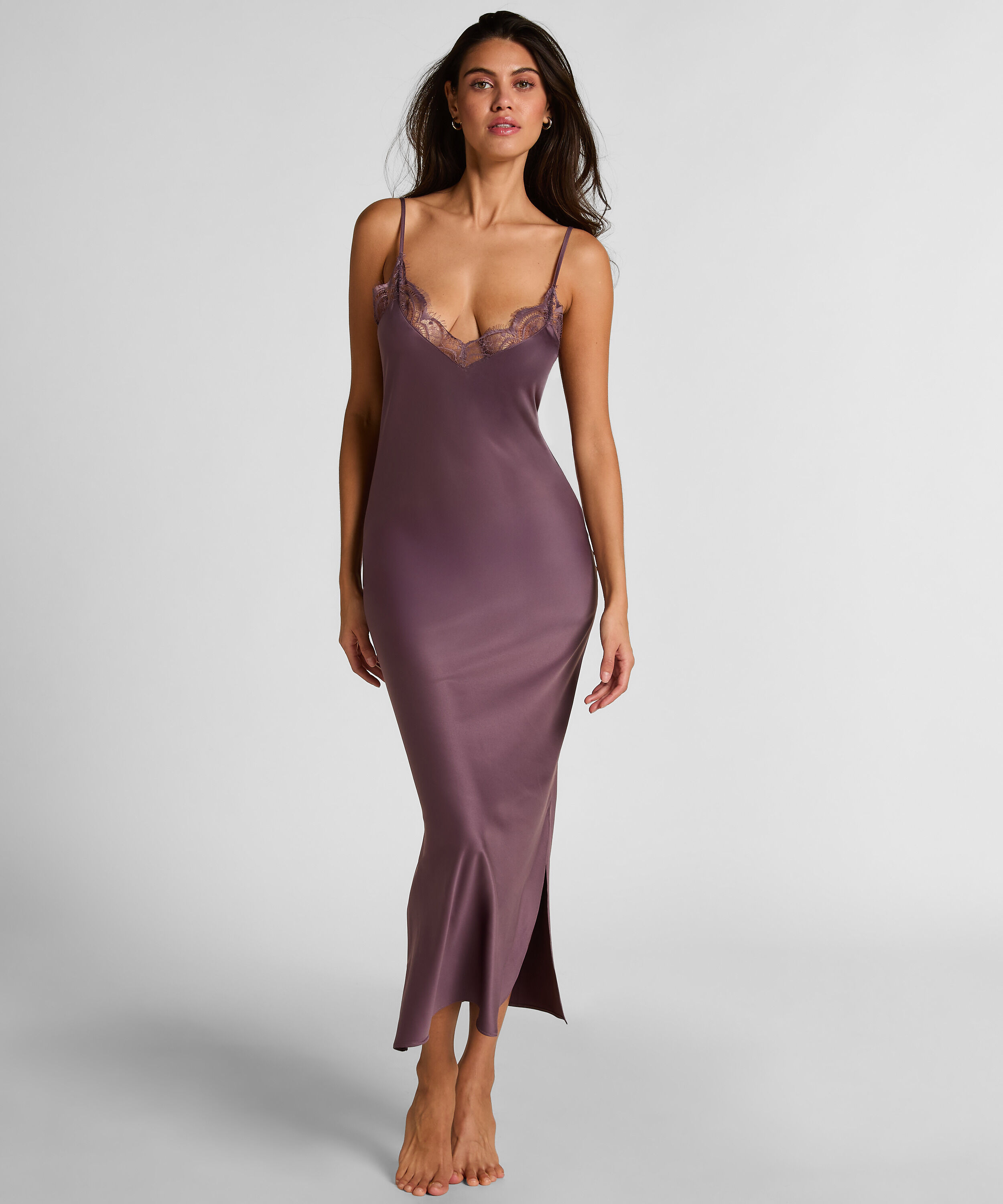 Lang slipdress i satin, Lilla