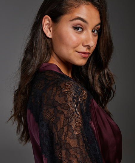 Nadia satinkimono, R&oslash;d