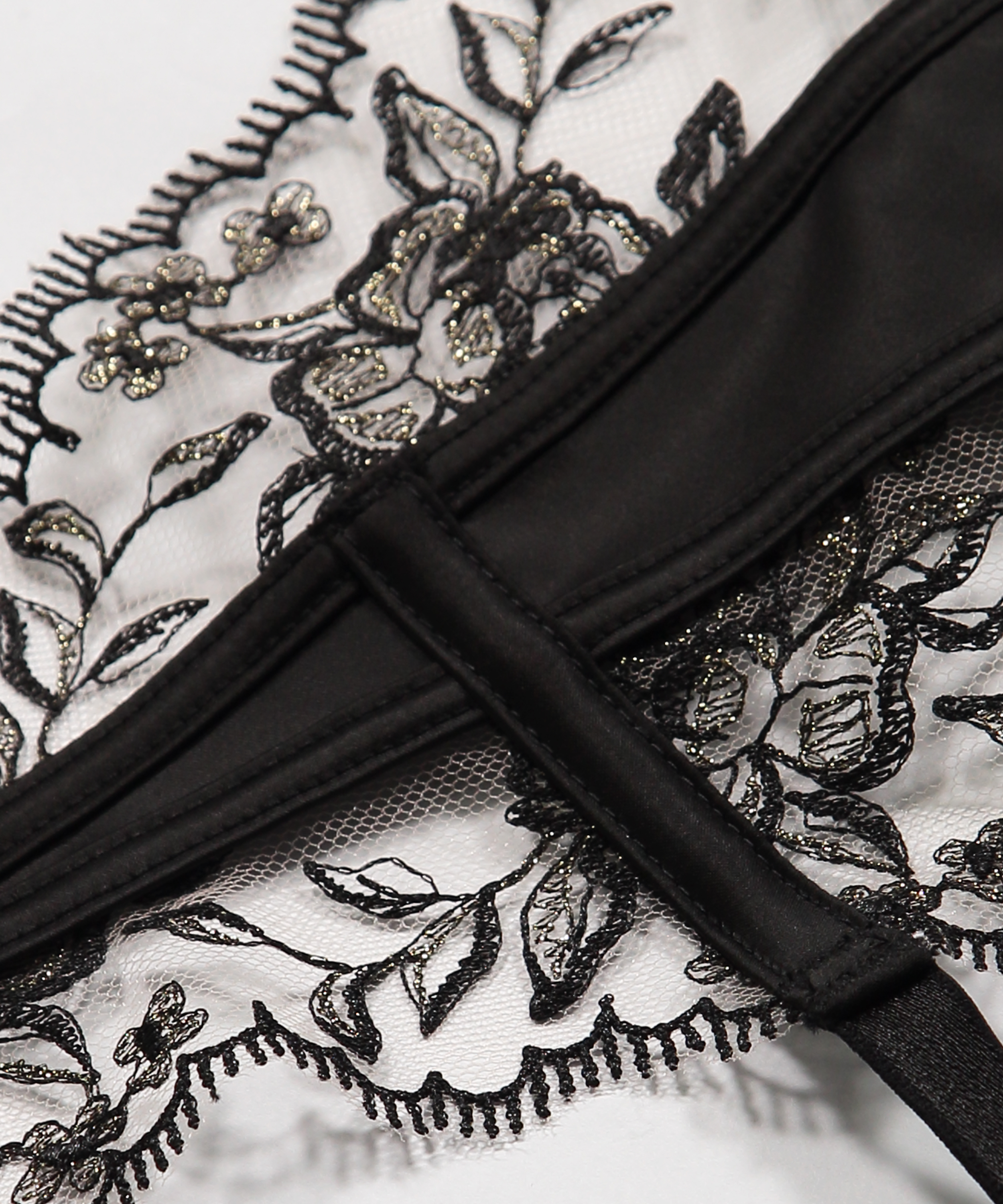 Hofteholder Jade, Sort, main