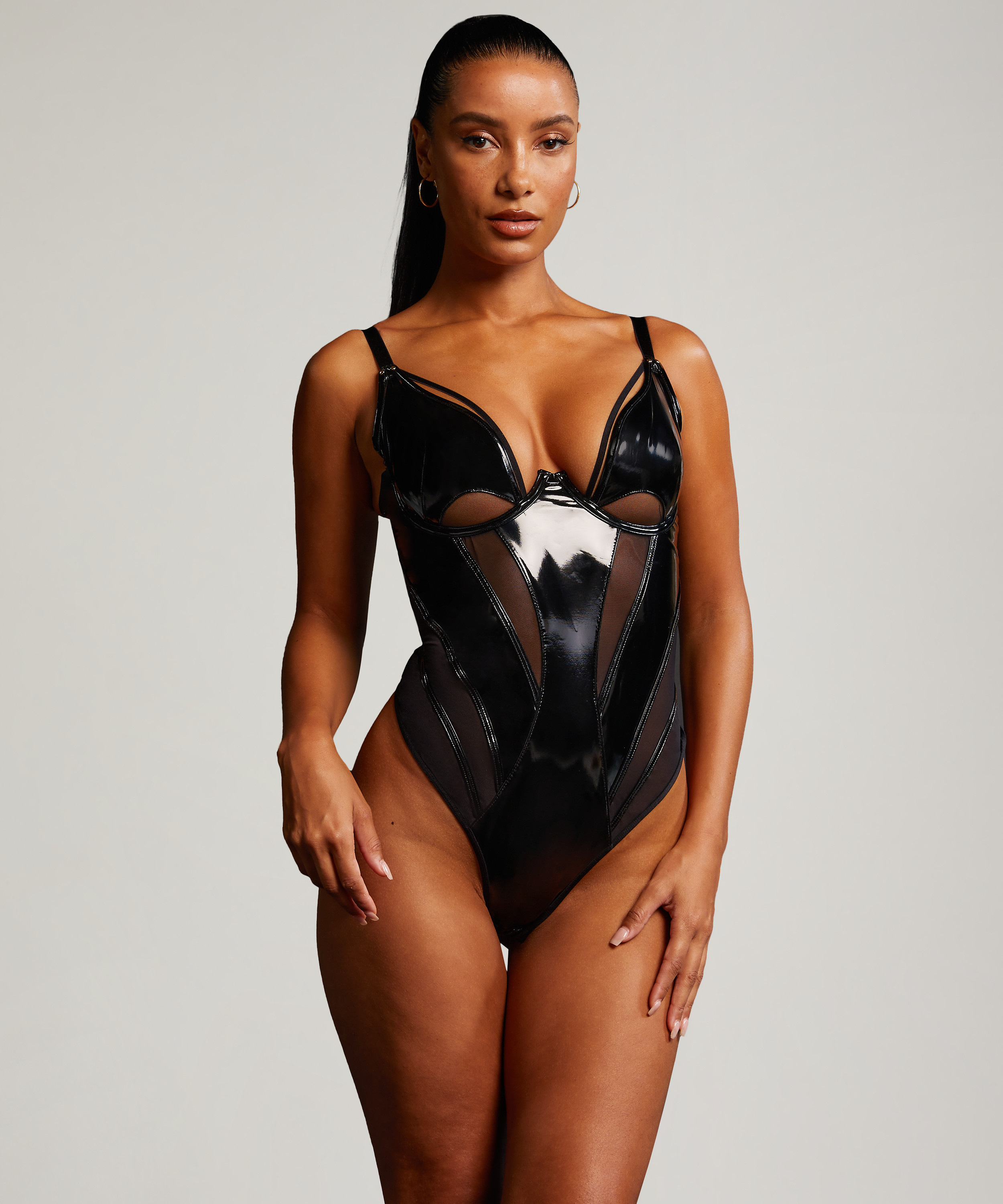 Body Seductress, Sort, main