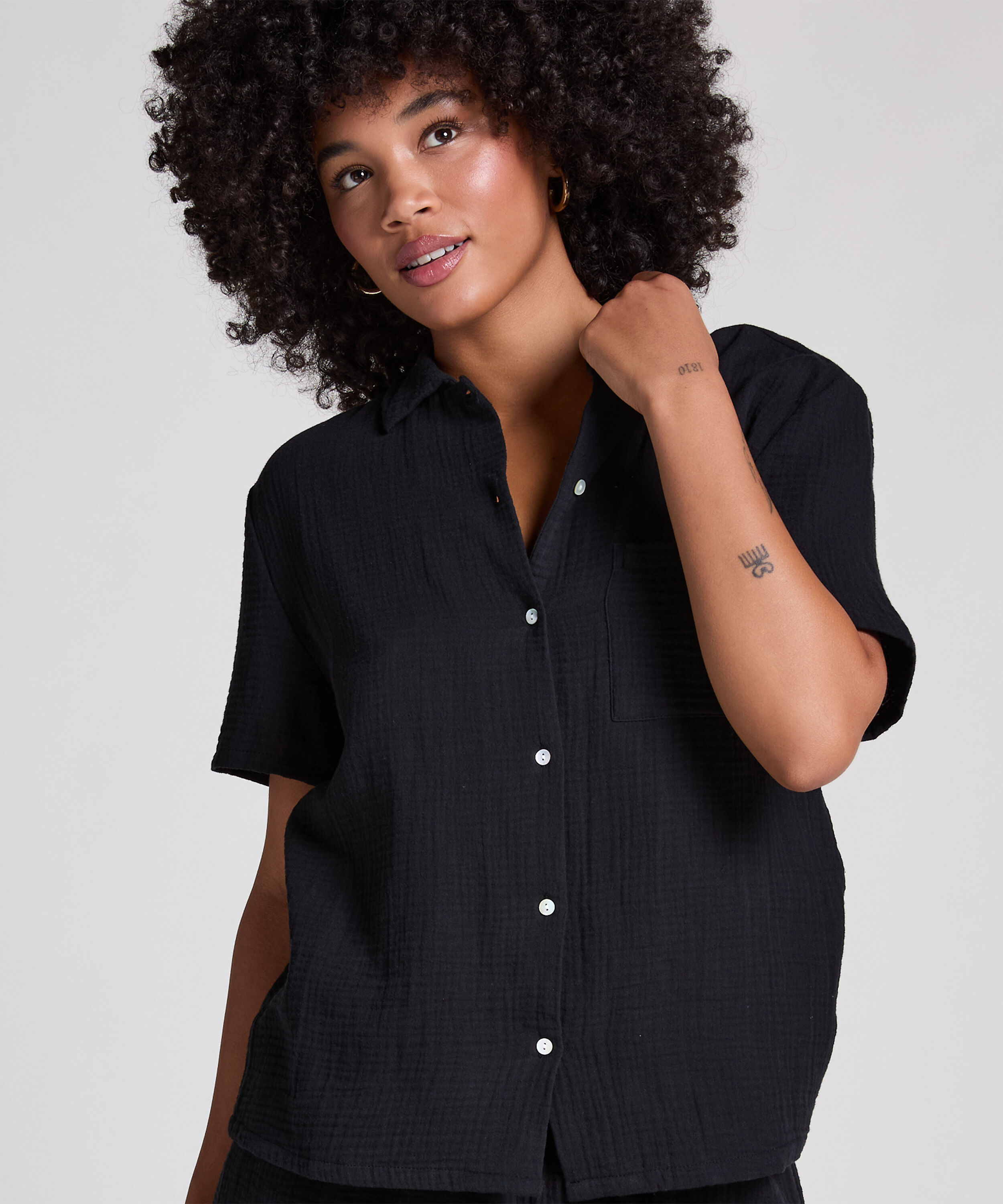 Muslin jakke, Sort
