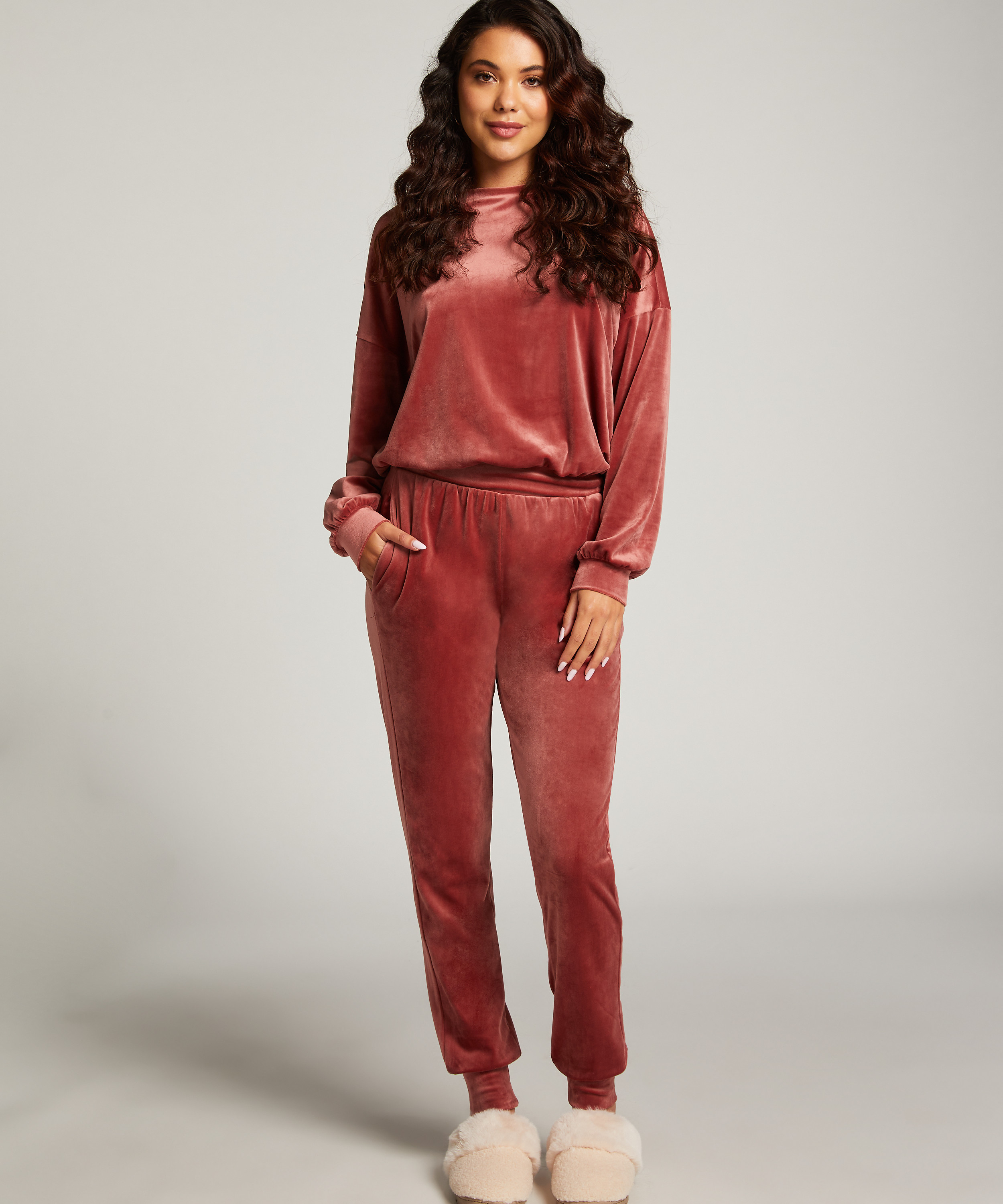 Velourtop, Lyser&oslash;d, main