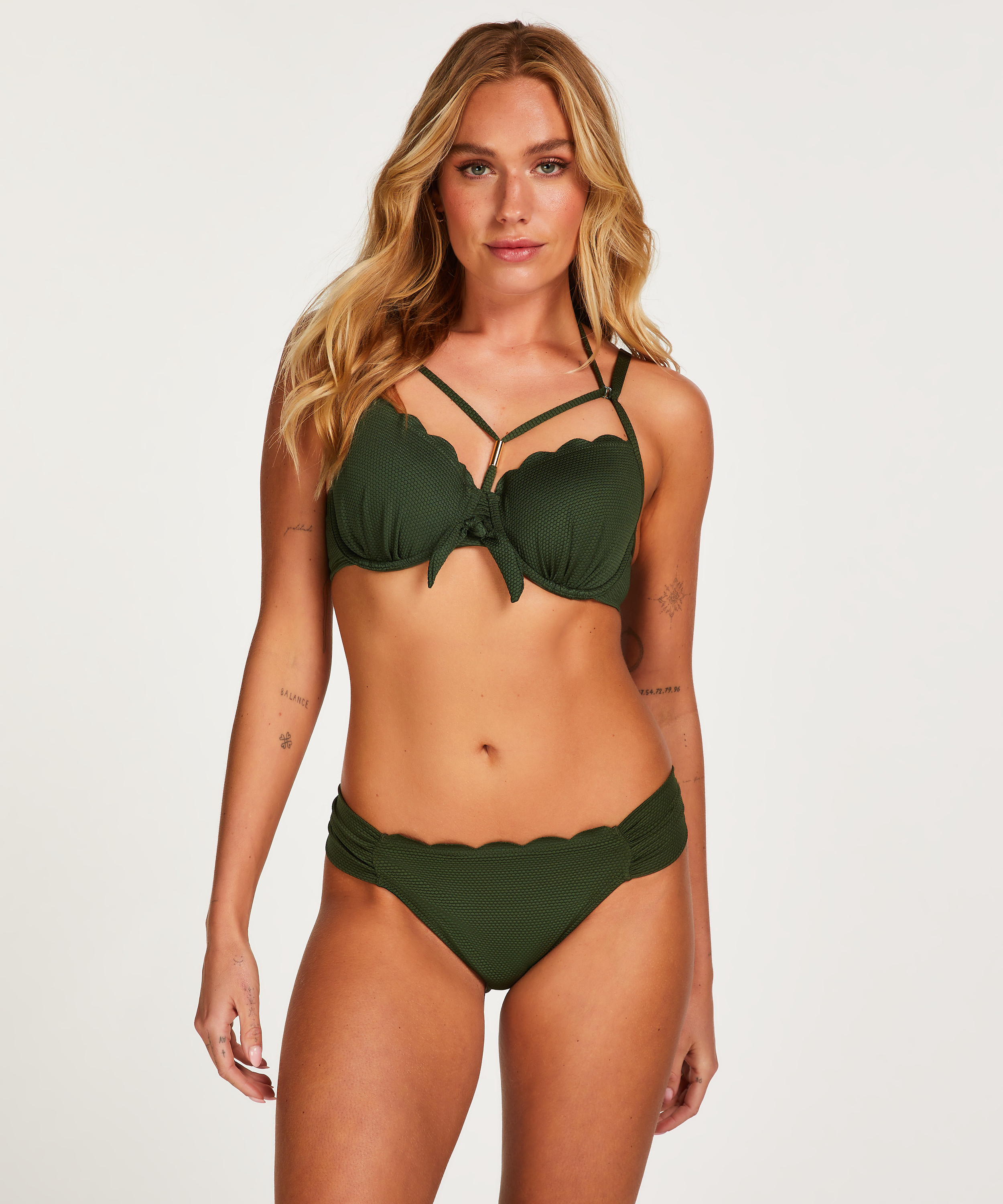 Formstøbt bikinitop med bøjle Scallop, grøn, main