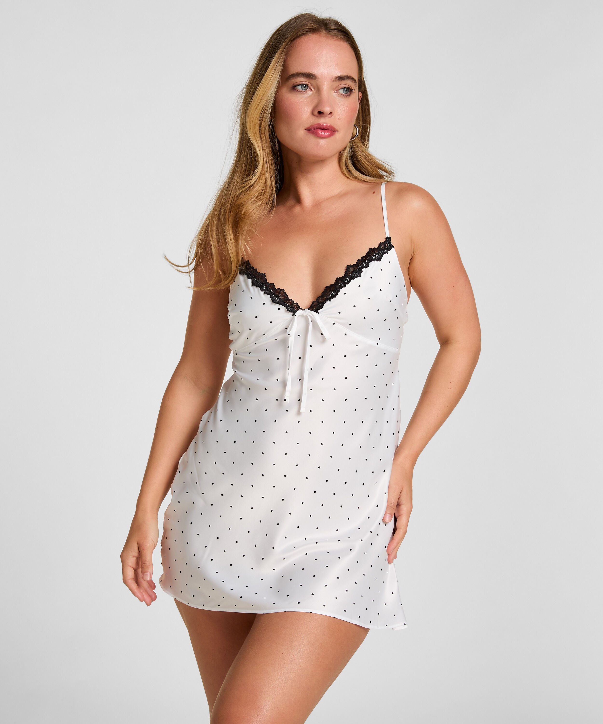 Slipdress Dolly Prikker, Hvid