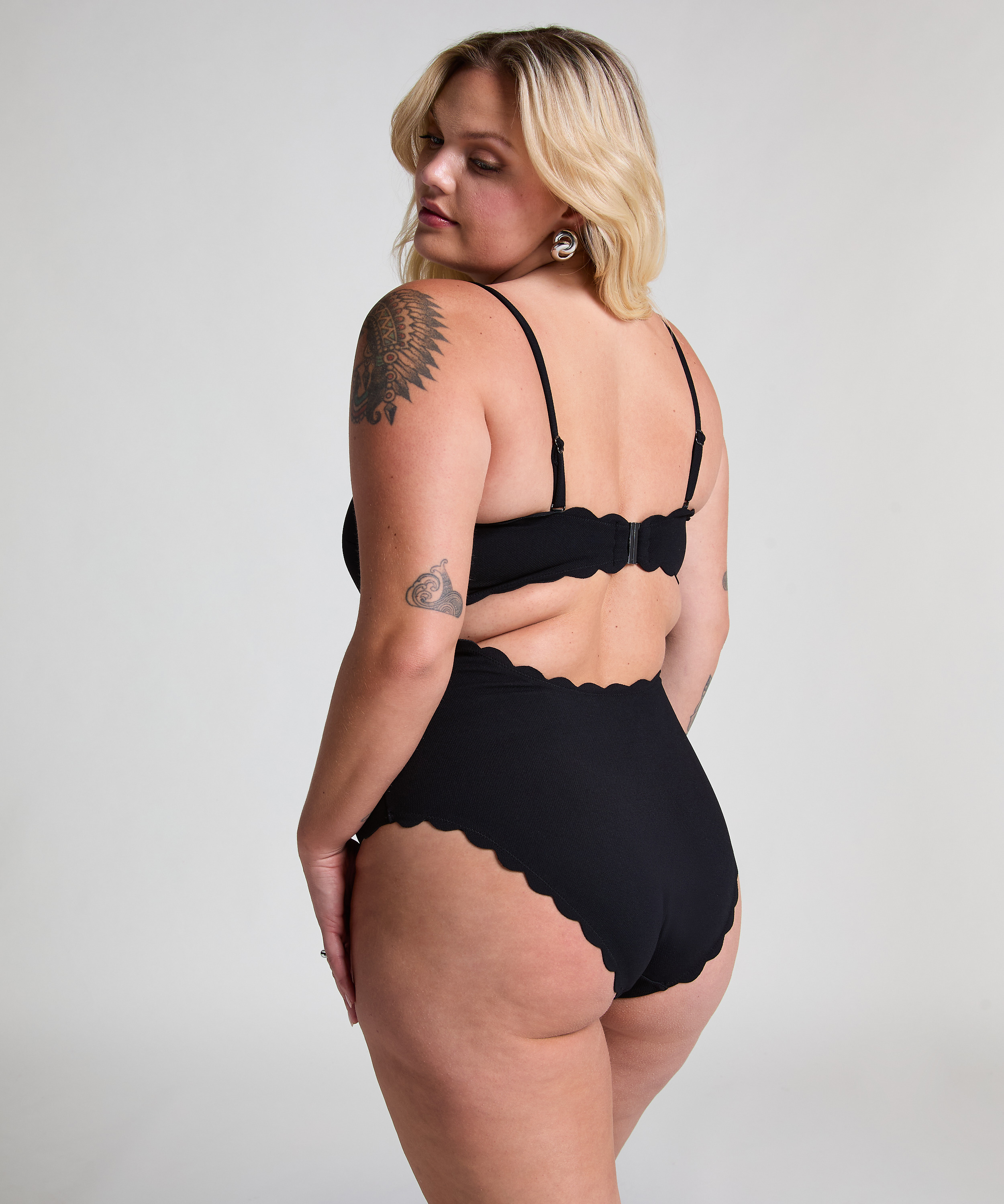 Badedragt Bandeau Scallop, sort, main