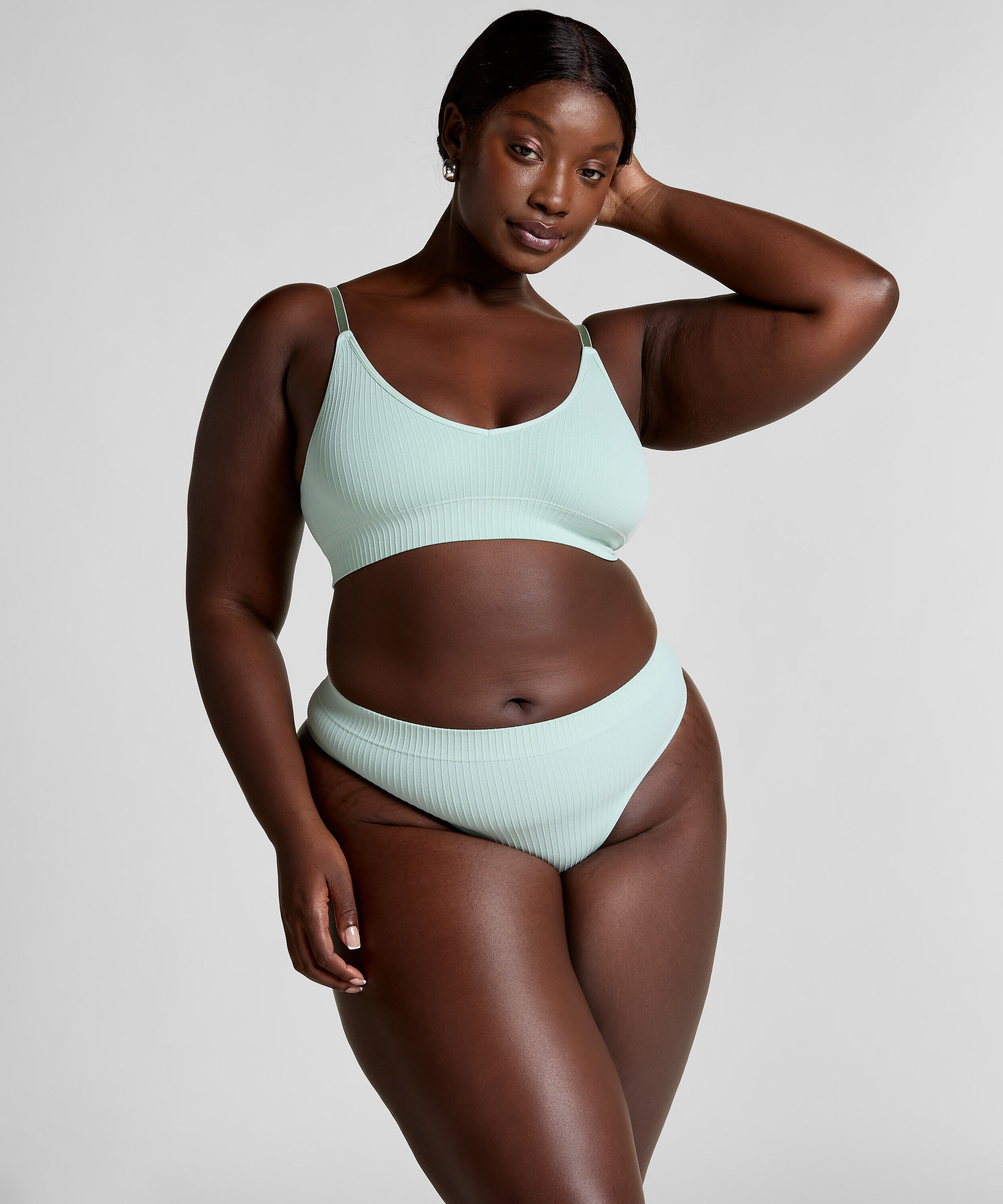 G-streng med høj udskæring Dianne