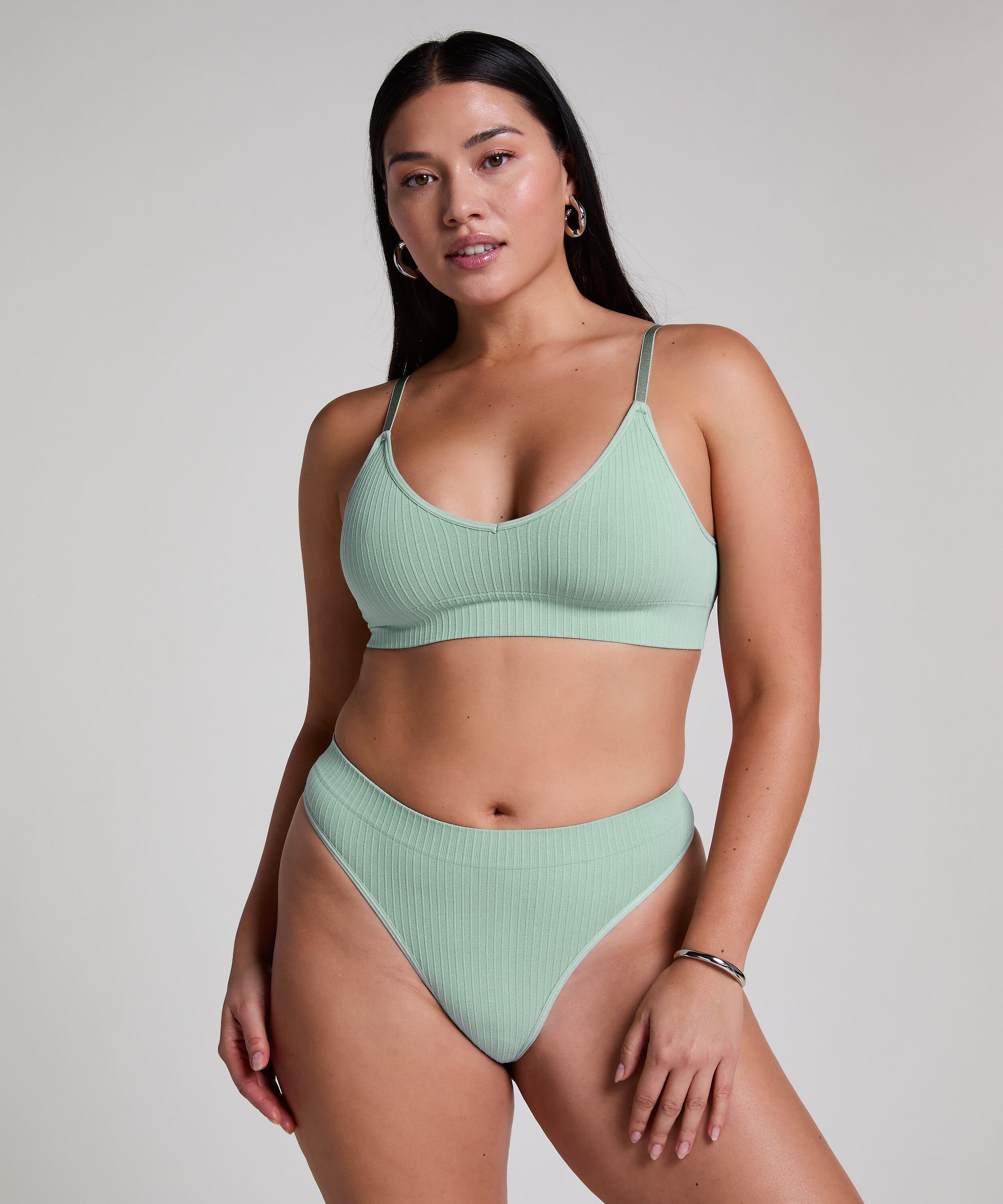 G-streng med høj udskæring Dianne