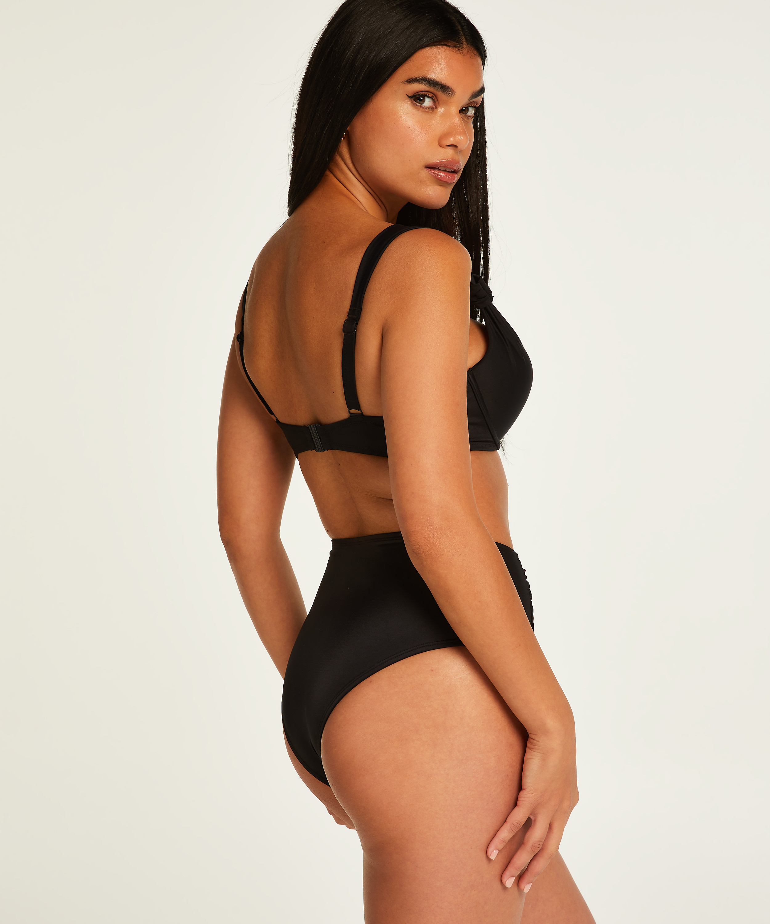 Luxe bikinitop med push-up Størrelse A - E, sort, main