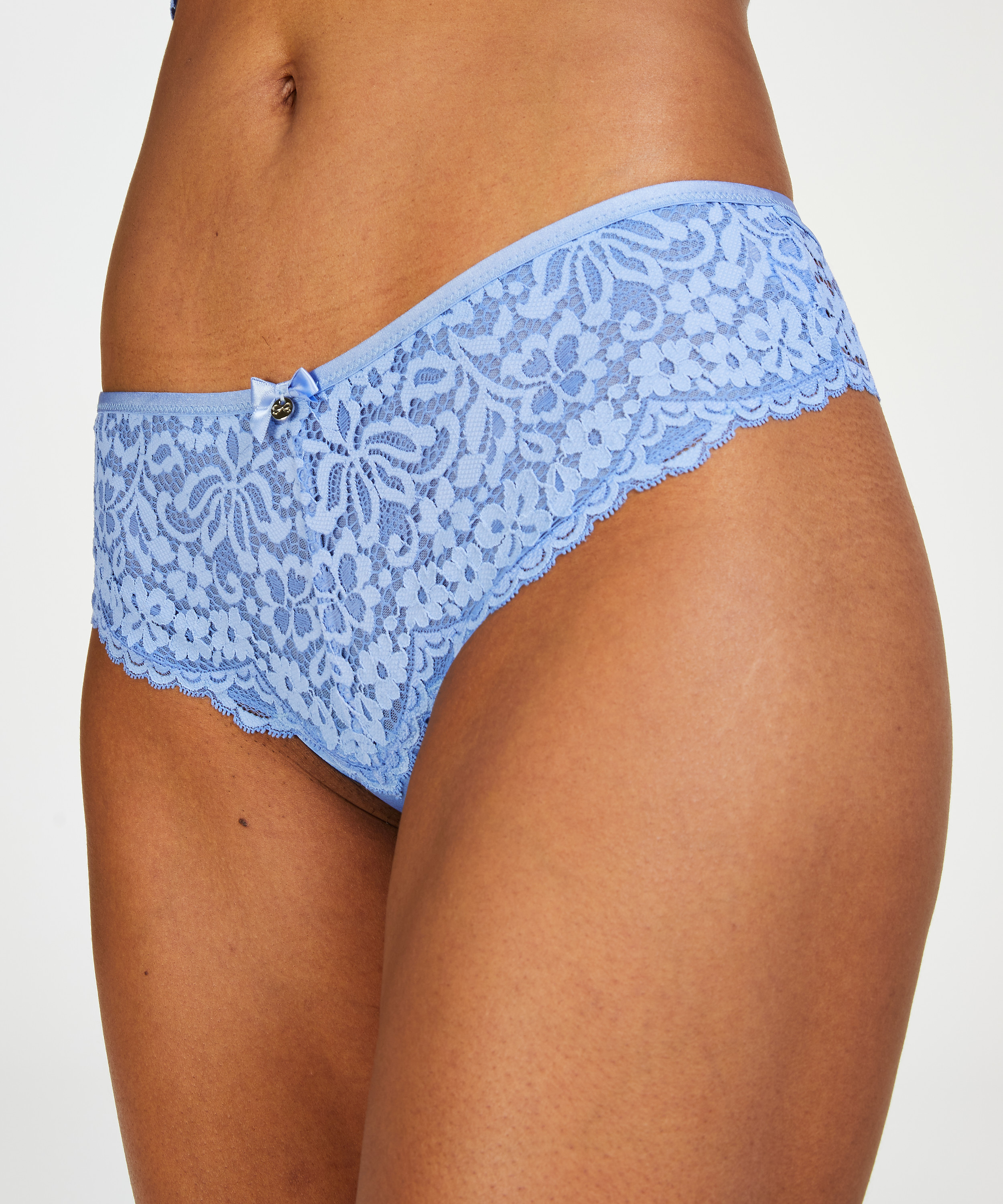 Brasiliansk trusse Rose, bl&aring;, main