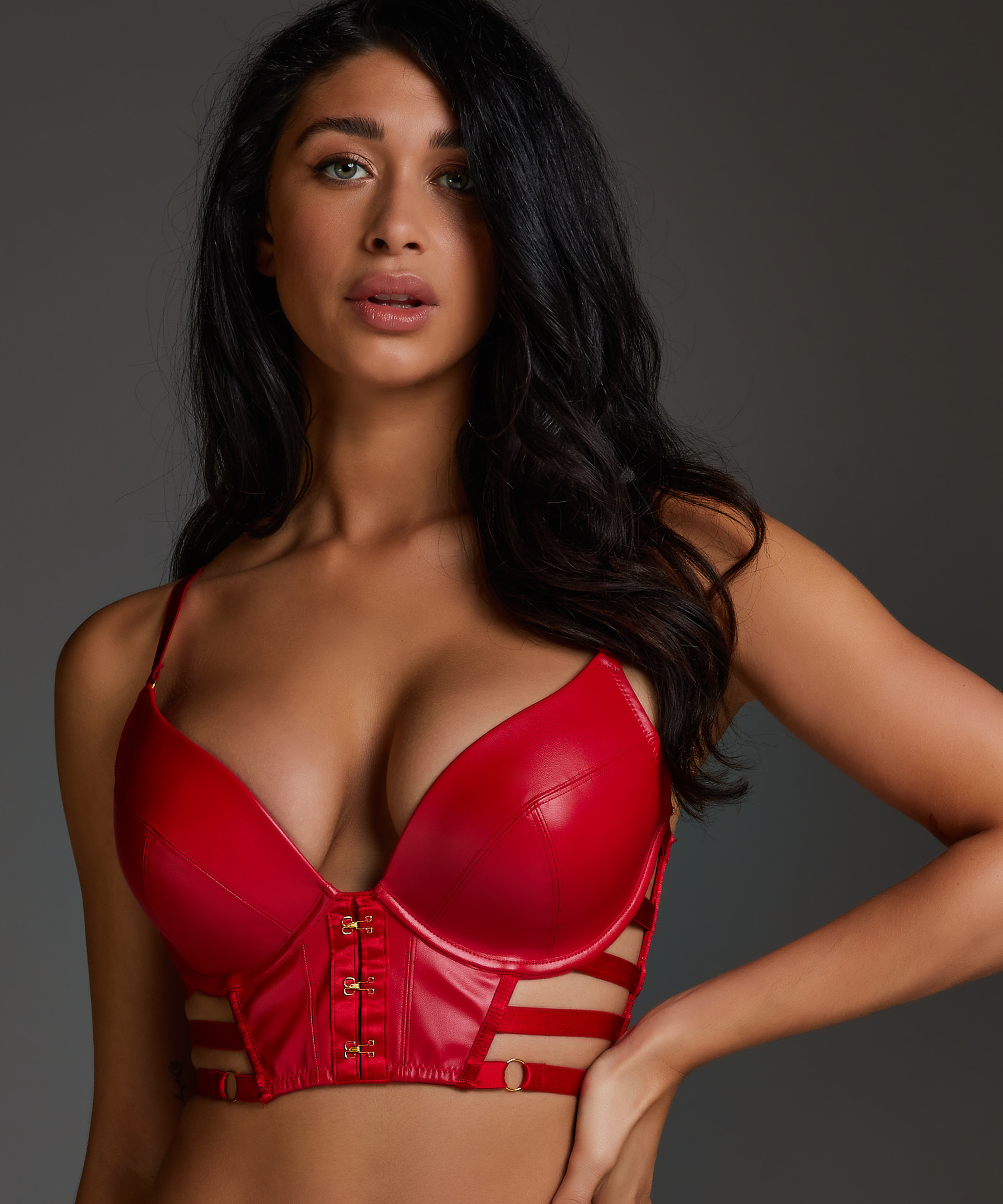 Formstøbt pushup-bøjle-bh Vicky, Rød, main