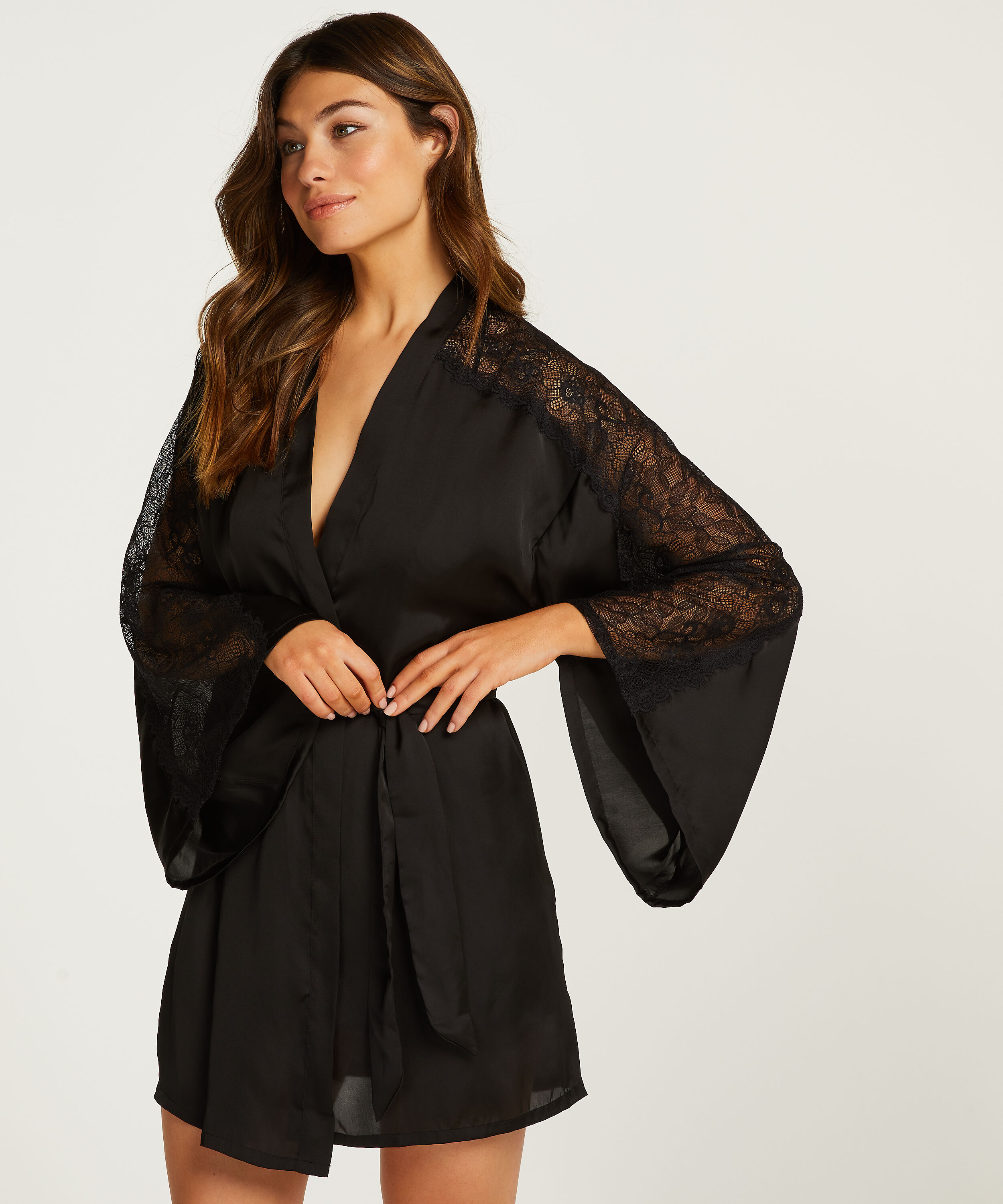 Kimono Satin Lace, Sort