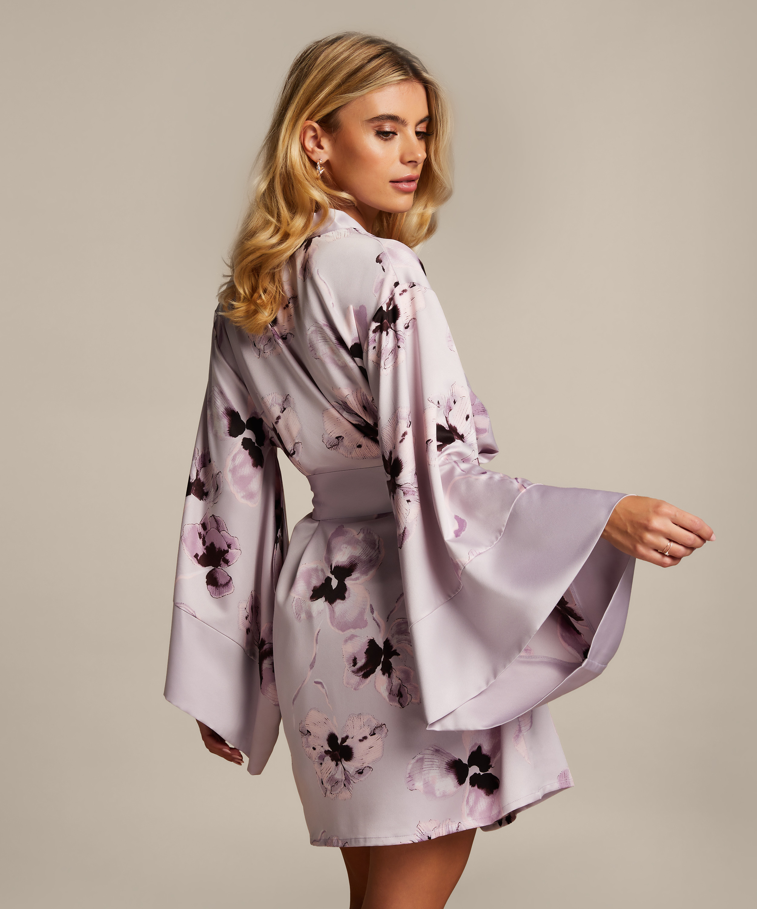 Satin kimono, lilla, main