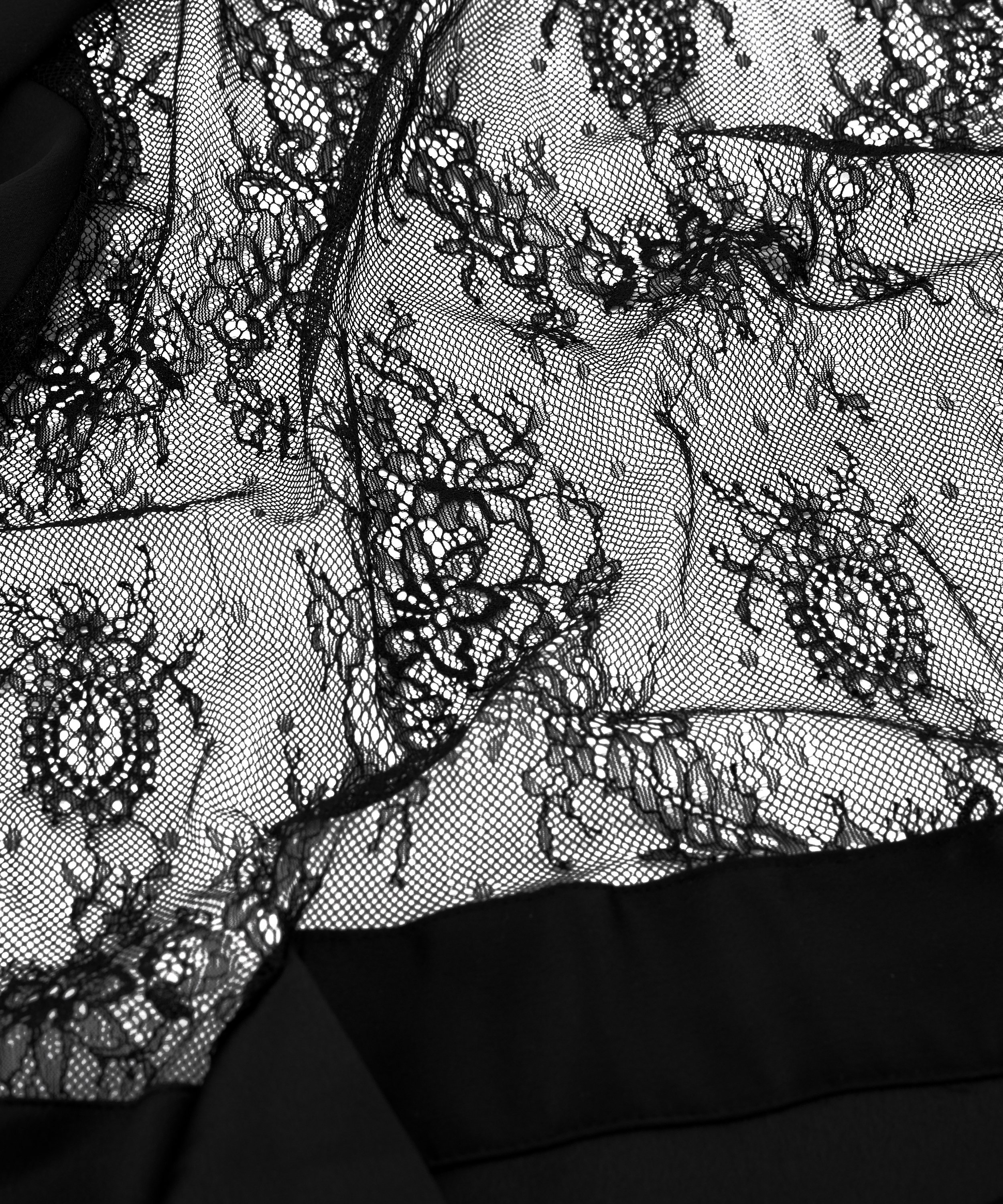 Kimono Camille, Sort, main