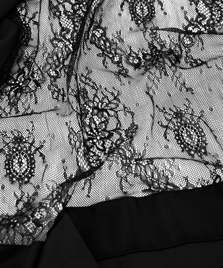 Kimono Camille, Sort