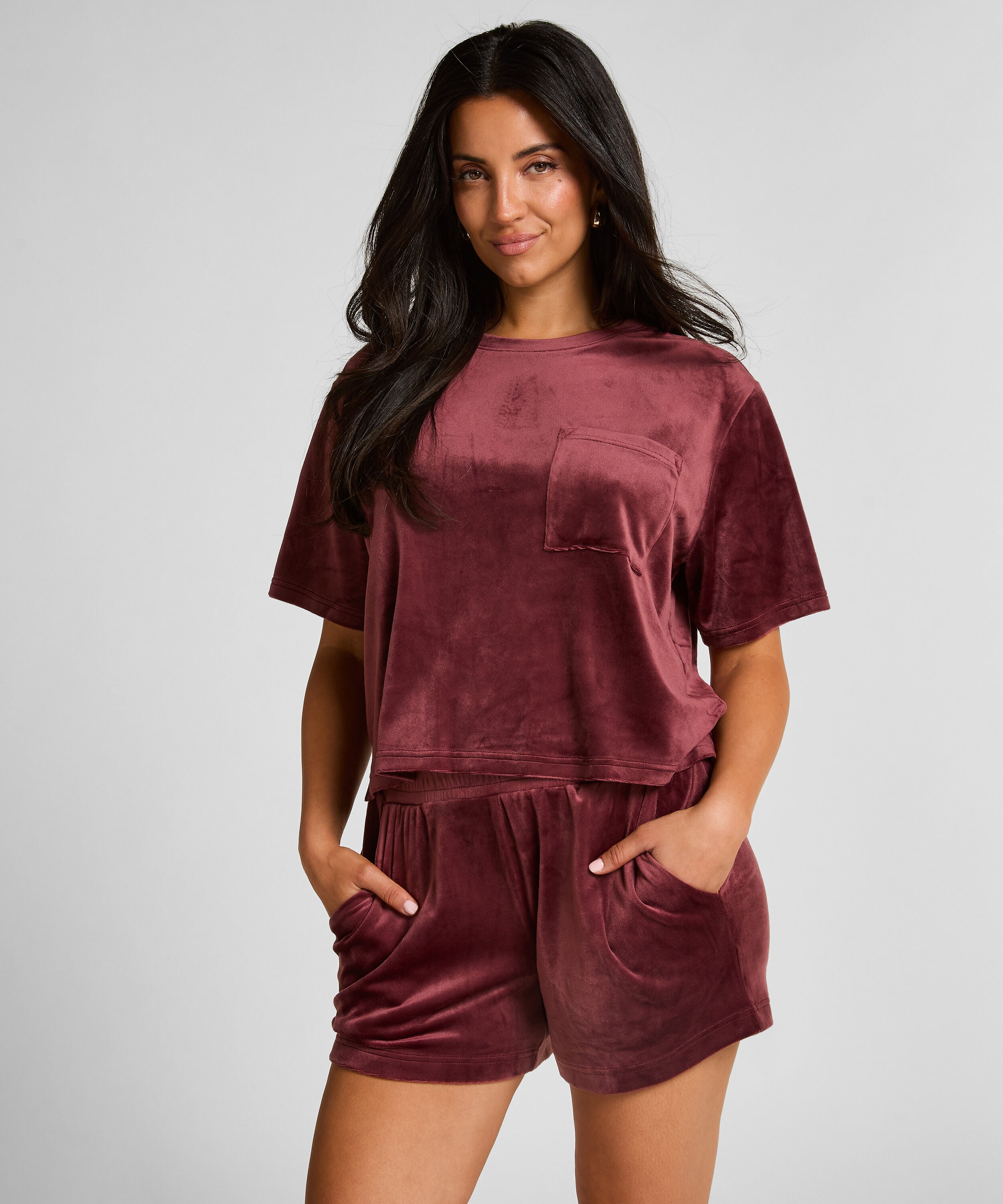 Fløjlsshorts med lomme, Rød